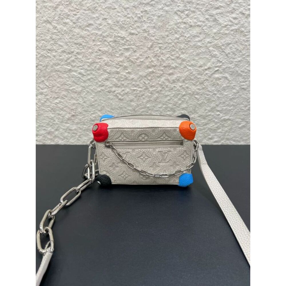 Louis Vuitton Women Pre-Loved Bag Very Good Condition